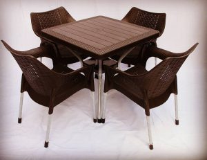 فروش میز پلاستیکی